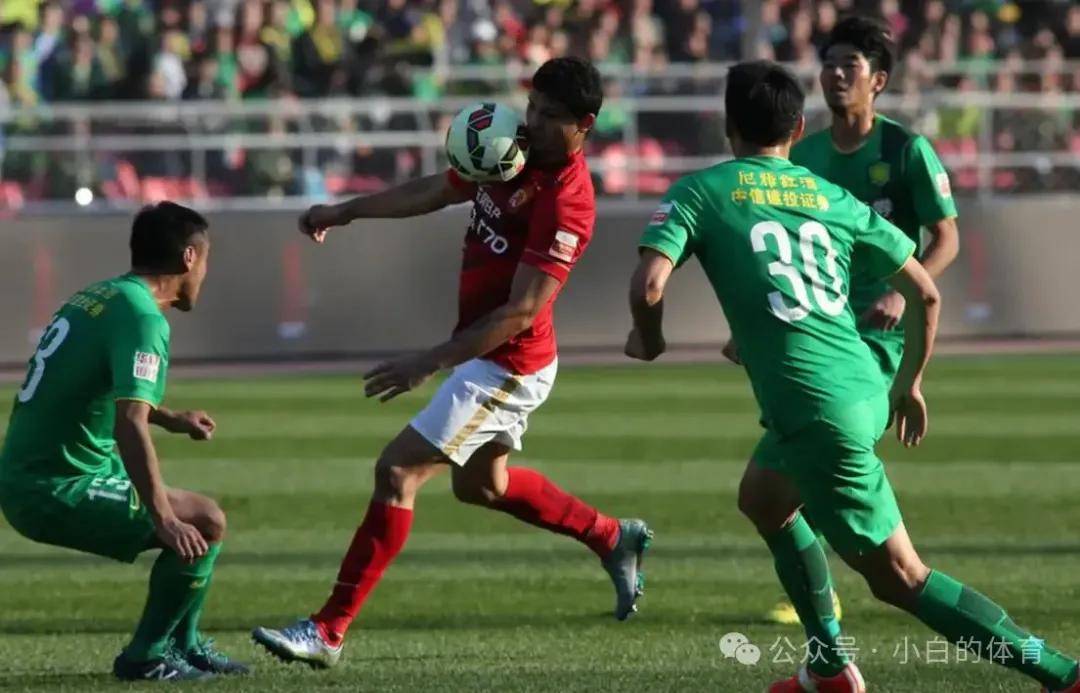 北京国安发布备战花絮;赛前绝杀压哨;全明星赛任务艰巨;心理建设被强调 北京国安发布备战花絮;赛前绝杀压哨;全明星赛任务艰巨;心理建设被强调