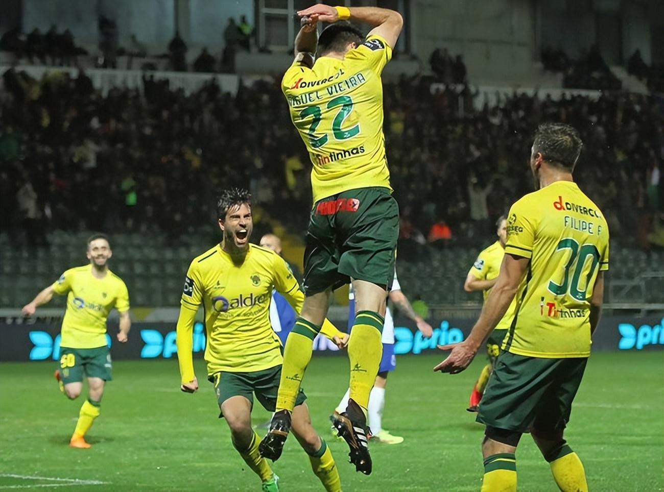 包含风云突变!上海久事冲刺阶段止住颓势,葡超版图或变,压力陡增,更衣室氛围转暖的词条 包含风云突变!上海久事冲刺阶段止住颓势,葡超版图或变,压力陡增,更衣室氛围转暖的词条